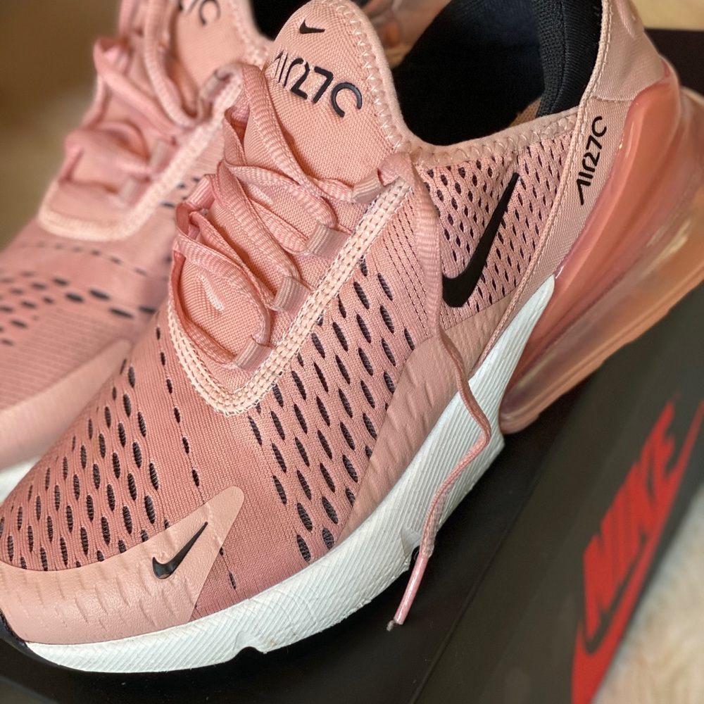Women Nike Air Max 270